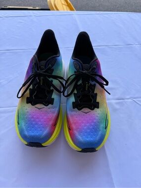 HOKA Clifton 9 Rainbow Running Shoes Women’s 9B | Colorful Athletic Sneakers